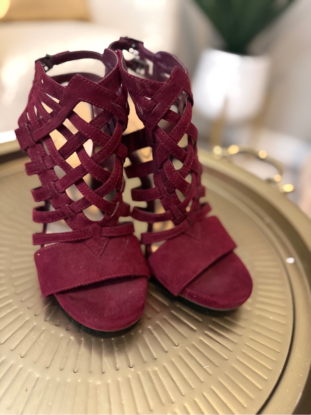 Jessica Simpson Burgundy Caged Strappy Heels Size 7.5